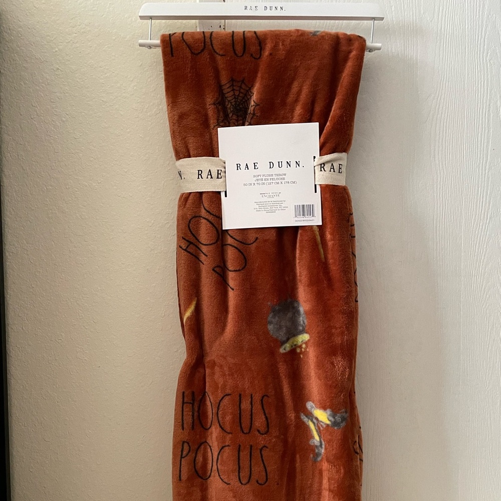 Rae Dunn Hocus Pocus throw 50x70